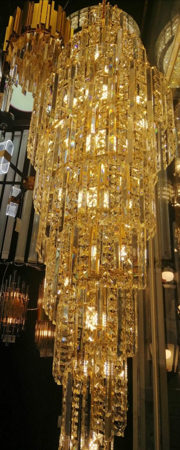 Crystal Chandelier lights supply in Dubai-Decorative lighting products